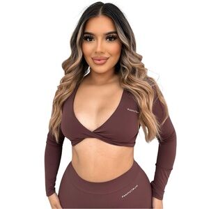 New Peachy Bunz Bombshell Long Sleeve Top Sz S - Brown